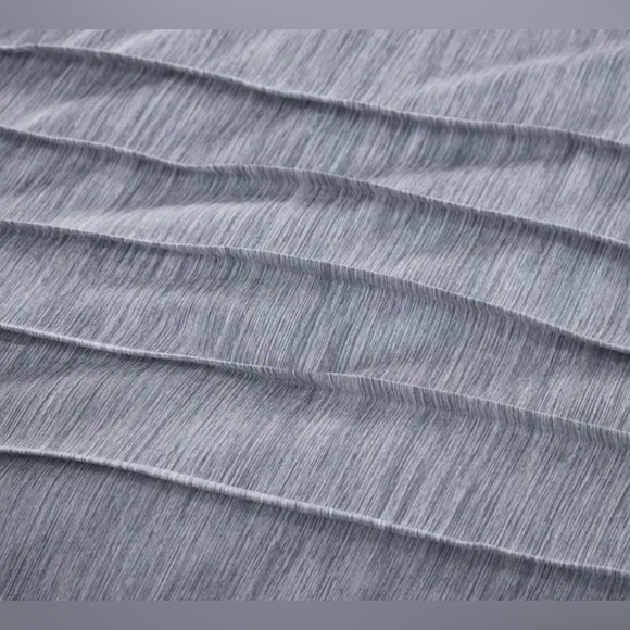 Beautyrest Maddox 3 Pc Striated Cationic Dyed Oversized Duvet Cover Set w Pleats - Picture 5 of 10